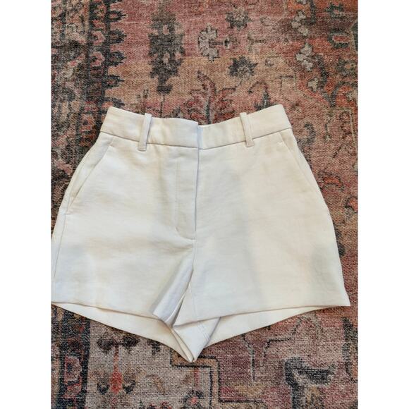 Aritzia Agency Mini High-Waisted Japanese Crepe Shorts - 0 - Picture 1 of 6